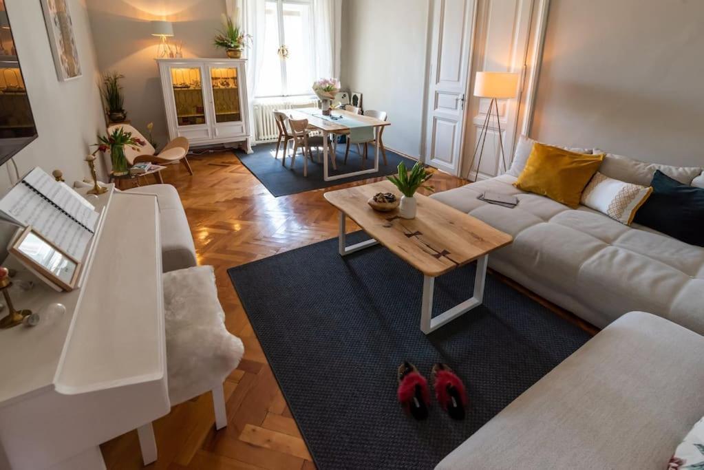 No.8: Lovely & Cosy 3-room Heart Of The Apartment