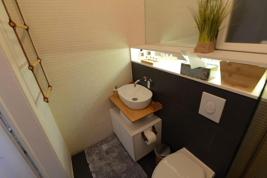 Apartment No.8: Lovely & Cosy 3-room Heart Of The