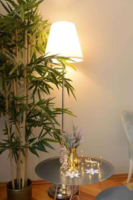 No.8: Lovely & Cosy 3-room Heart Of The Apartment