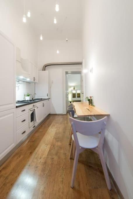 No.8: Lovely & Cosy 3-room Heart Of The Apartment